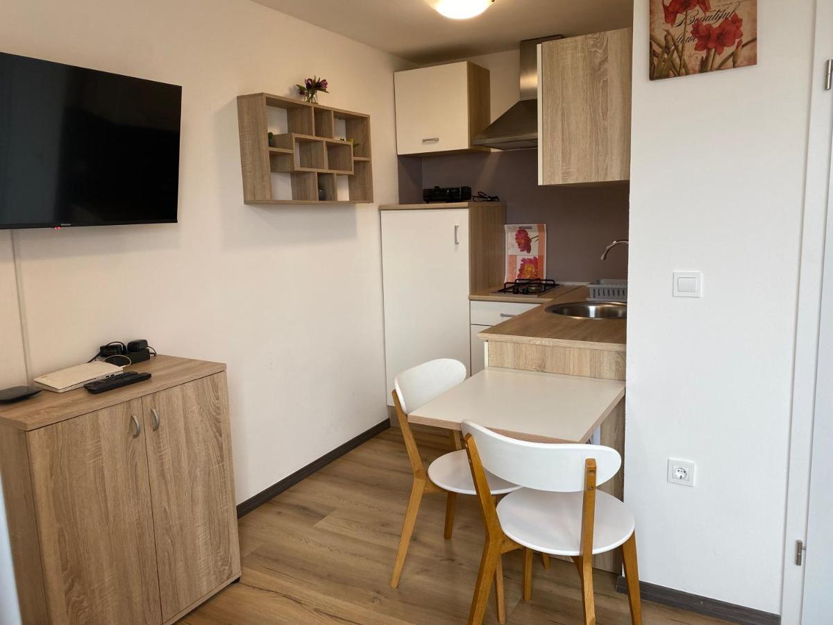 Apartma Golovec Ljubljana Bagian luar foto